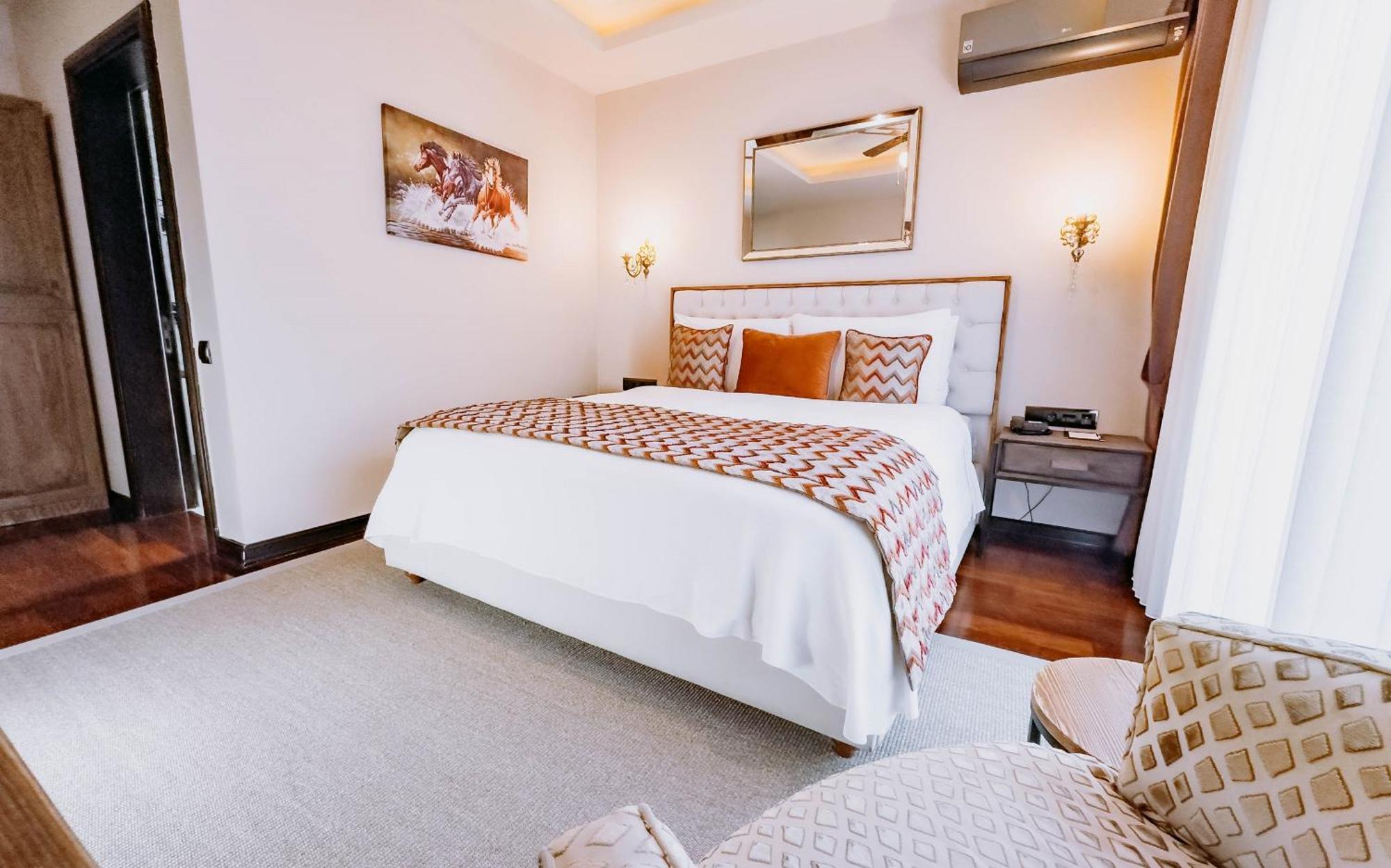 Doors Urla Hotel & Bungalows Izmir Exterior photo