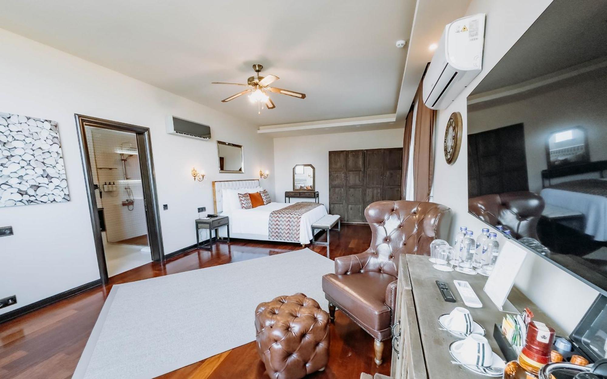 Doors Urla Hotel & Bungalows Izmir Exterior photo