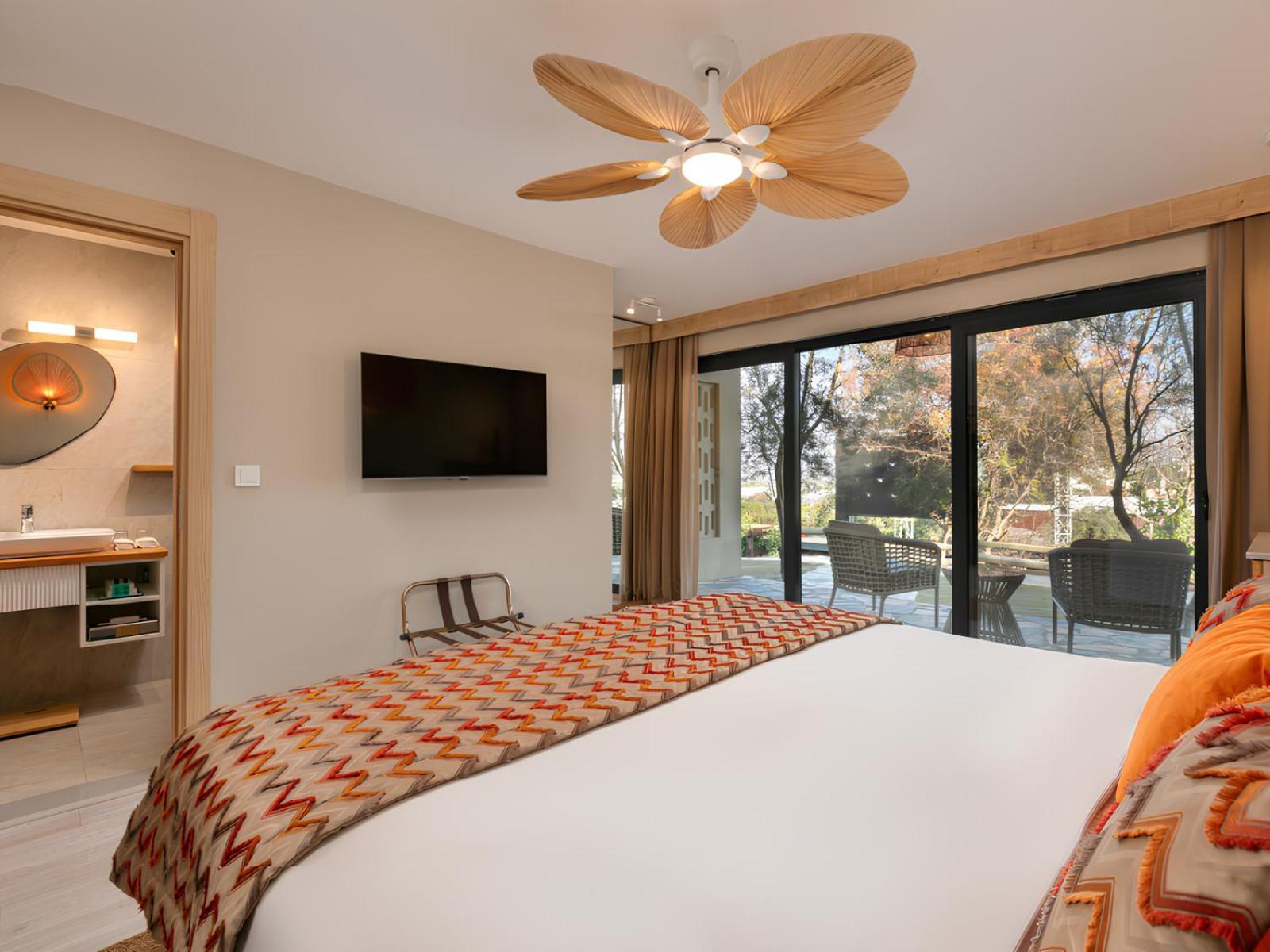 Doors Urla Hotel & Bungalows Izmir Exterior photo